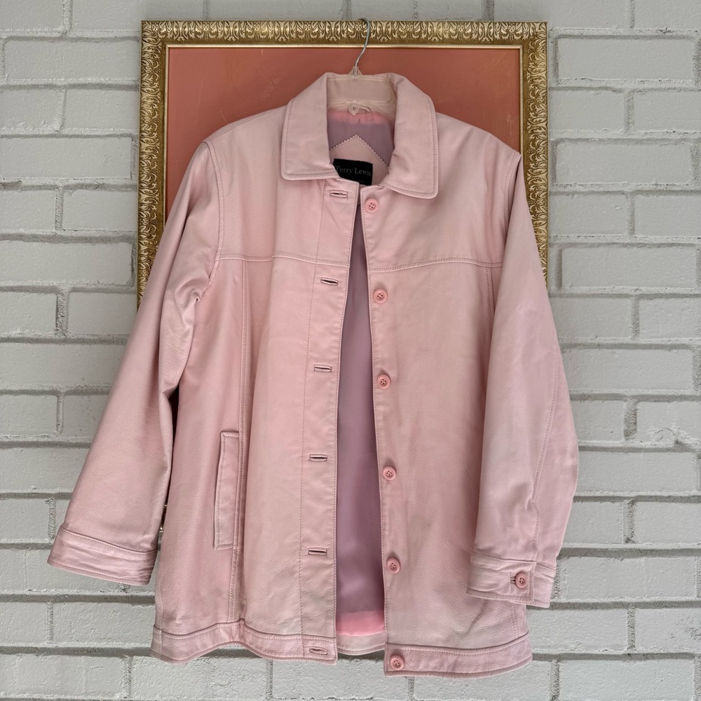 Vintage PINK 💖 Women's Leather Jacket Button Front Collared Pockets